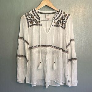 Women’s Knox Rose shirt Size medium